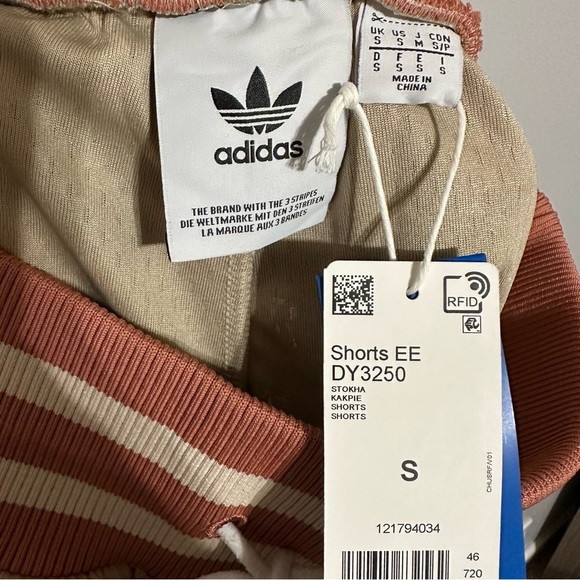 NWT Adidas Eric Emanuel Logo Shorts in Khaki Floral - Picture 6 of 9